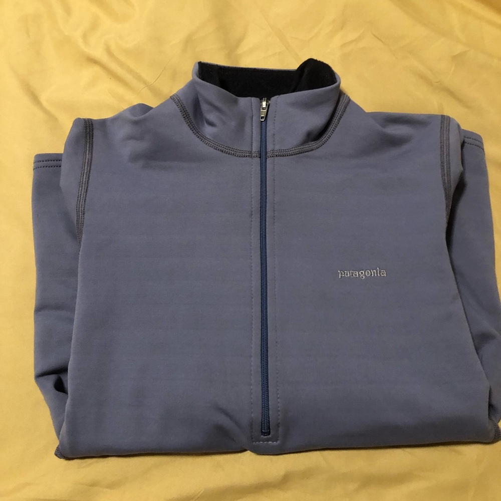 Patigonia women’s pullover